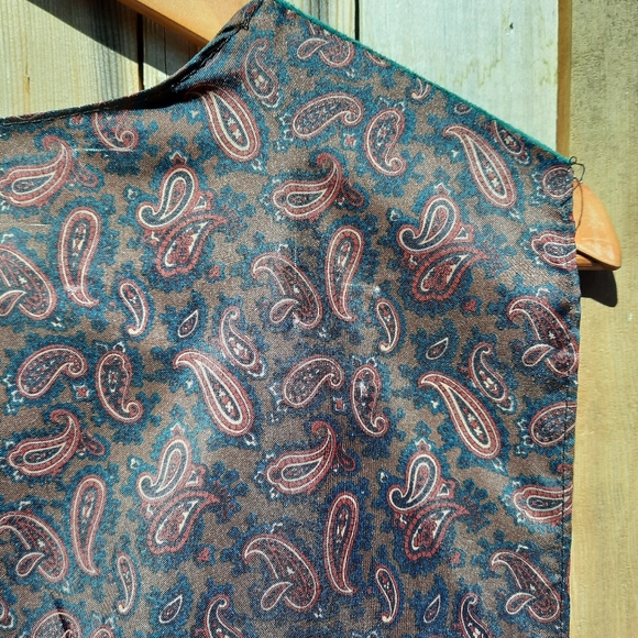 Vintage Green Suede Leather Vest - Picture 5 of 7